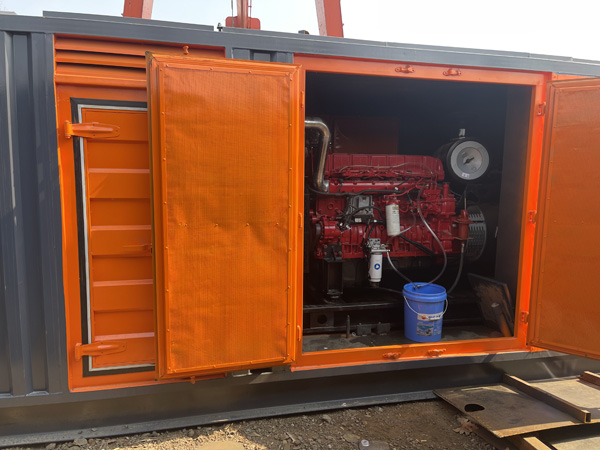 上犹哪些因素会影响 200KW 柴油发电机的燃油消耗率？