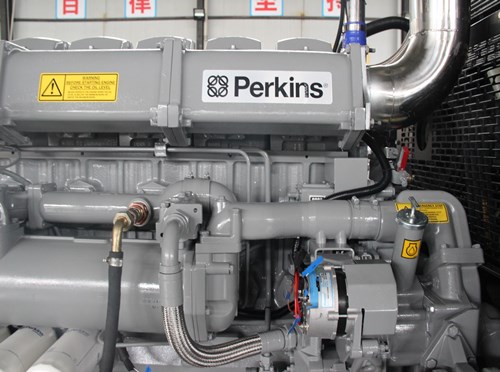 上犹频率波动时，发电机组有哪些保护措施？